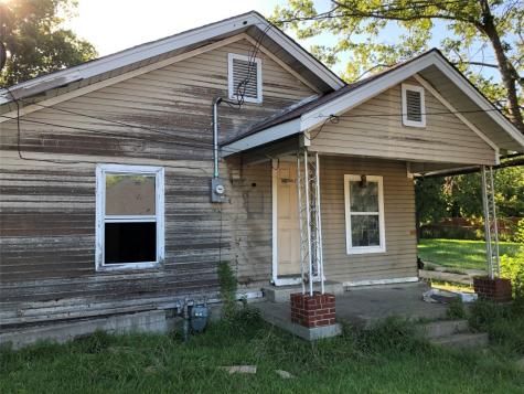 1212 Sayle Street Greenville TX 75401