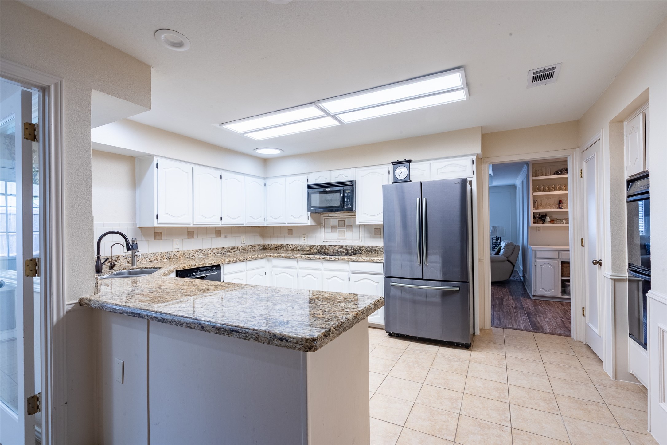 3905 Cross Bend Road Plano TX 75023