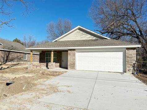 806 N Rusk Street Weatherford TX 76086