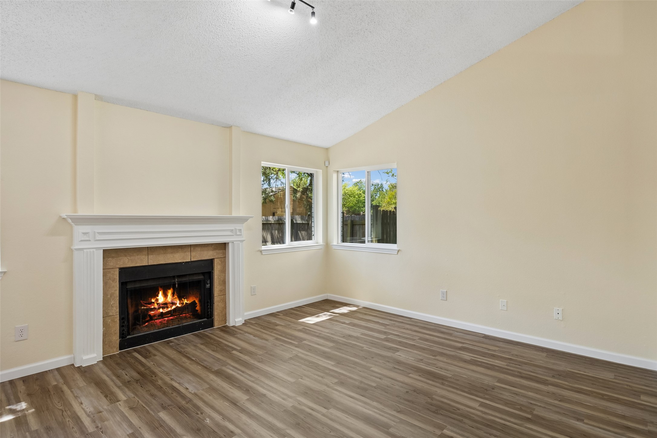 7606 Clairmont Avenue Rowlett TX 75089