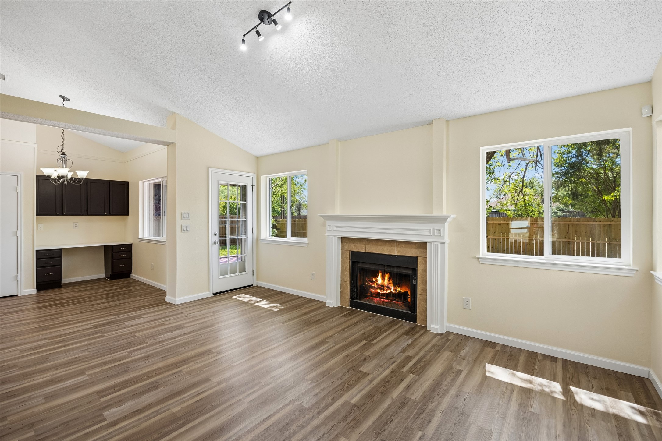 7606 Clairmont Avenue Rowlett TX 75089