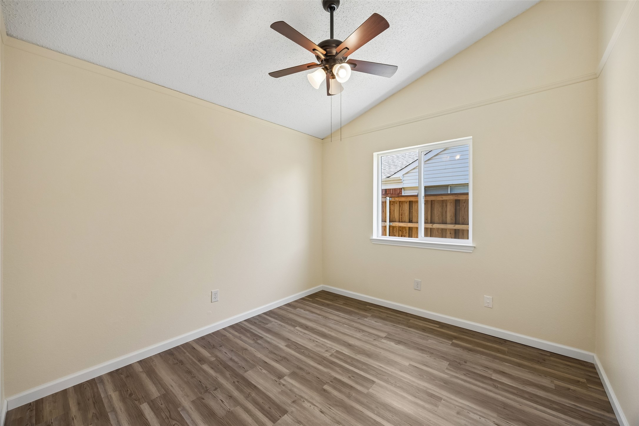 7606 Clairmont Avenue Rowlett TX 75089