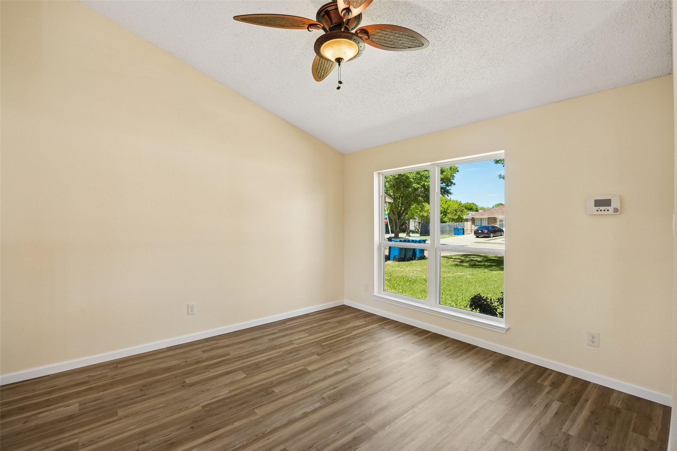 7606 Clairmont Avenue Rowlett TX 75089