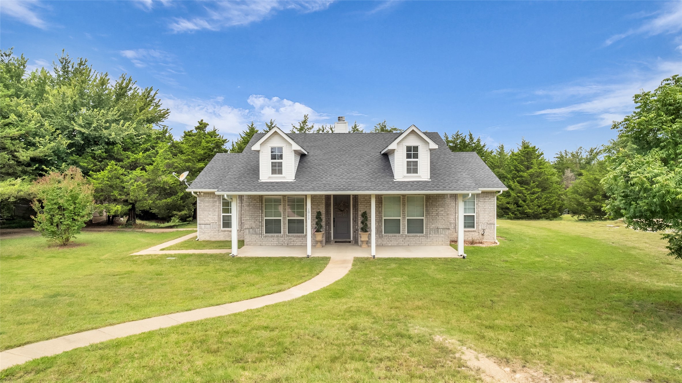 1011 Sister Grove Road Van Alstyne TX 75495