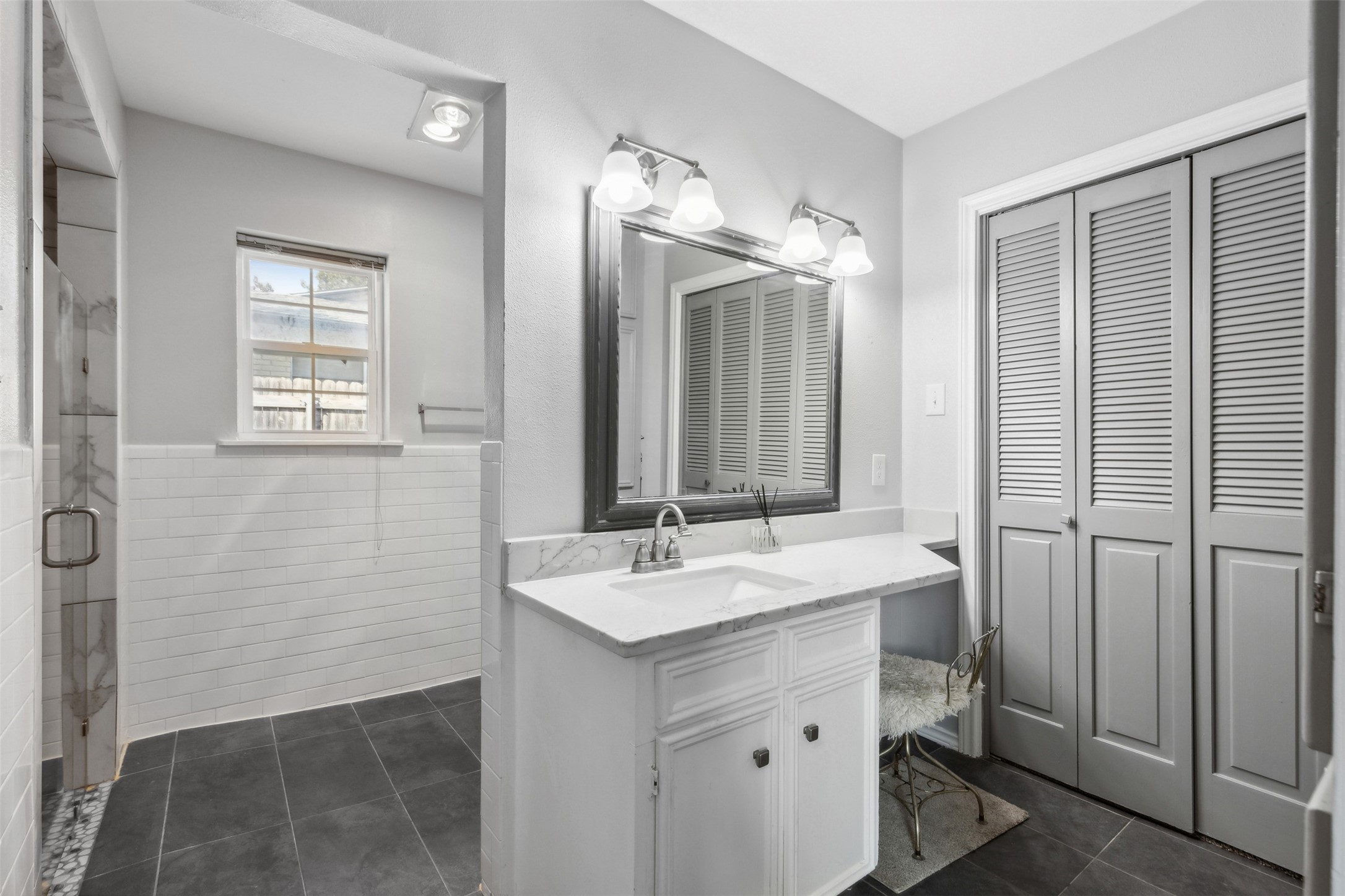 1610 Newsom Court Pantego TX 76013