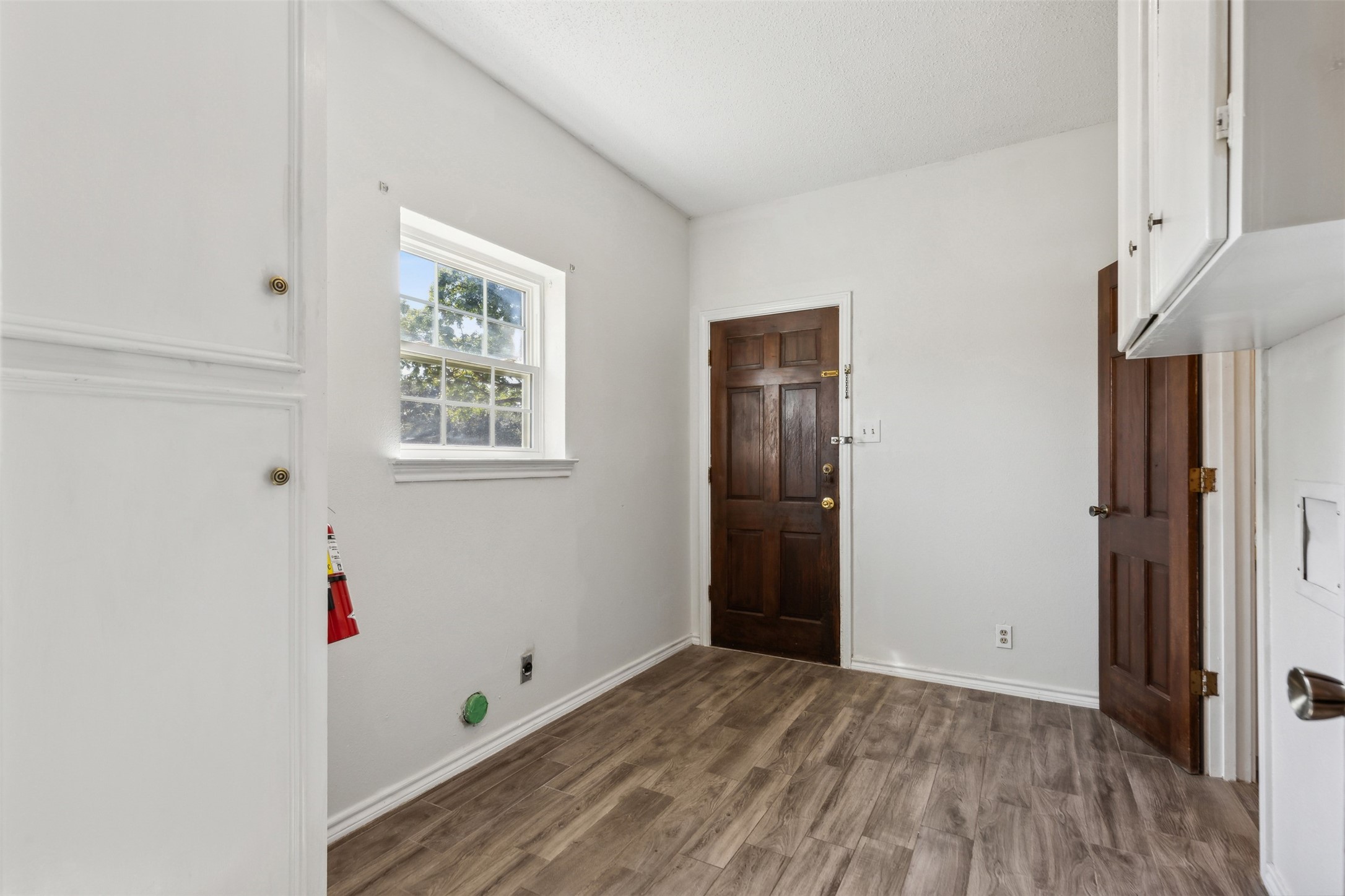 1610 Newsom Court Pantego TX 76013