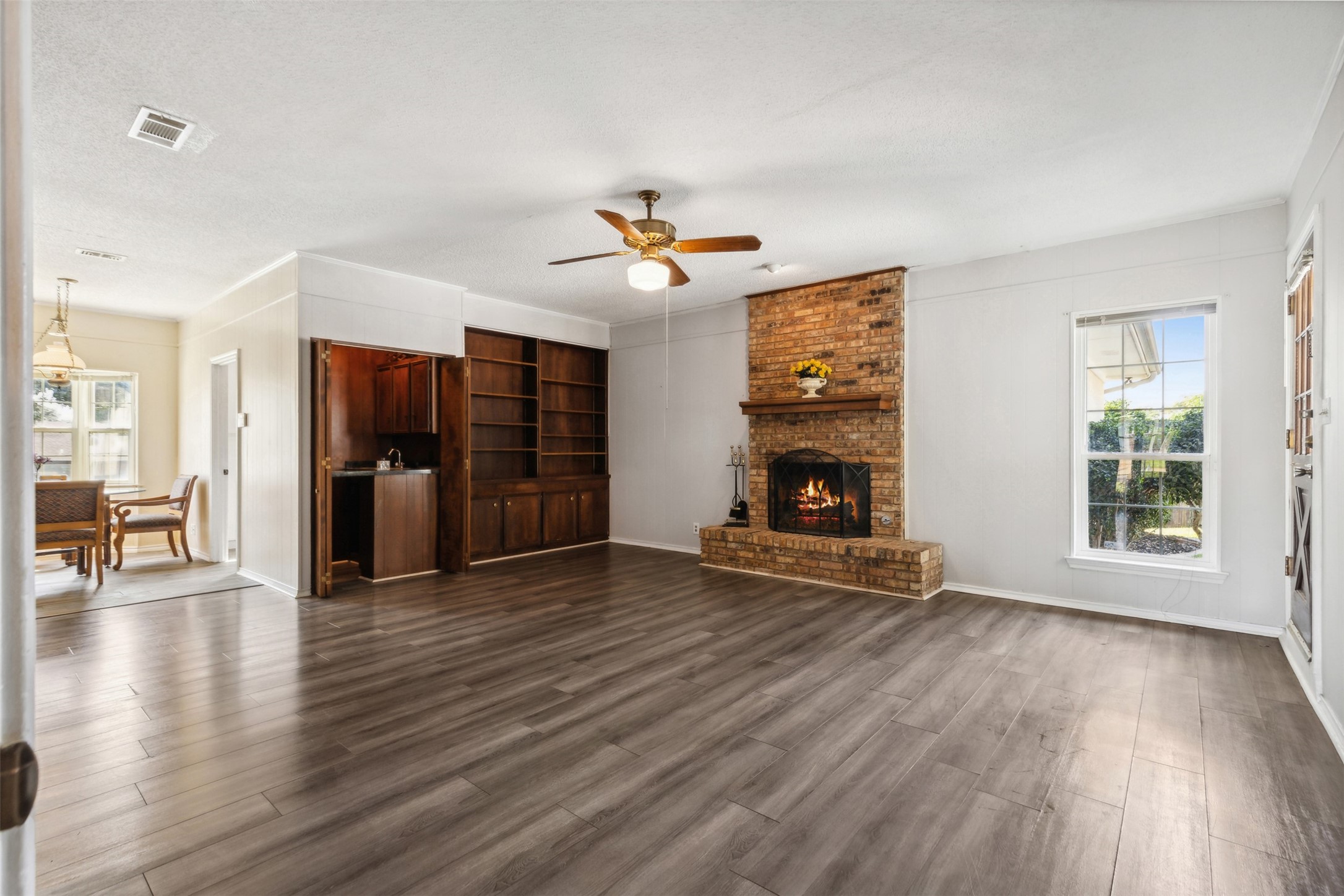 1610 Newsom Court Pantego TX 76013