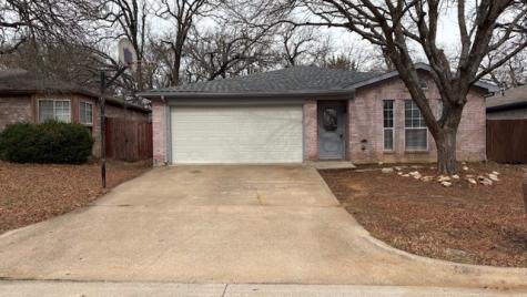 1302 Cardinal Oaks Drive Mansfield TX 76063