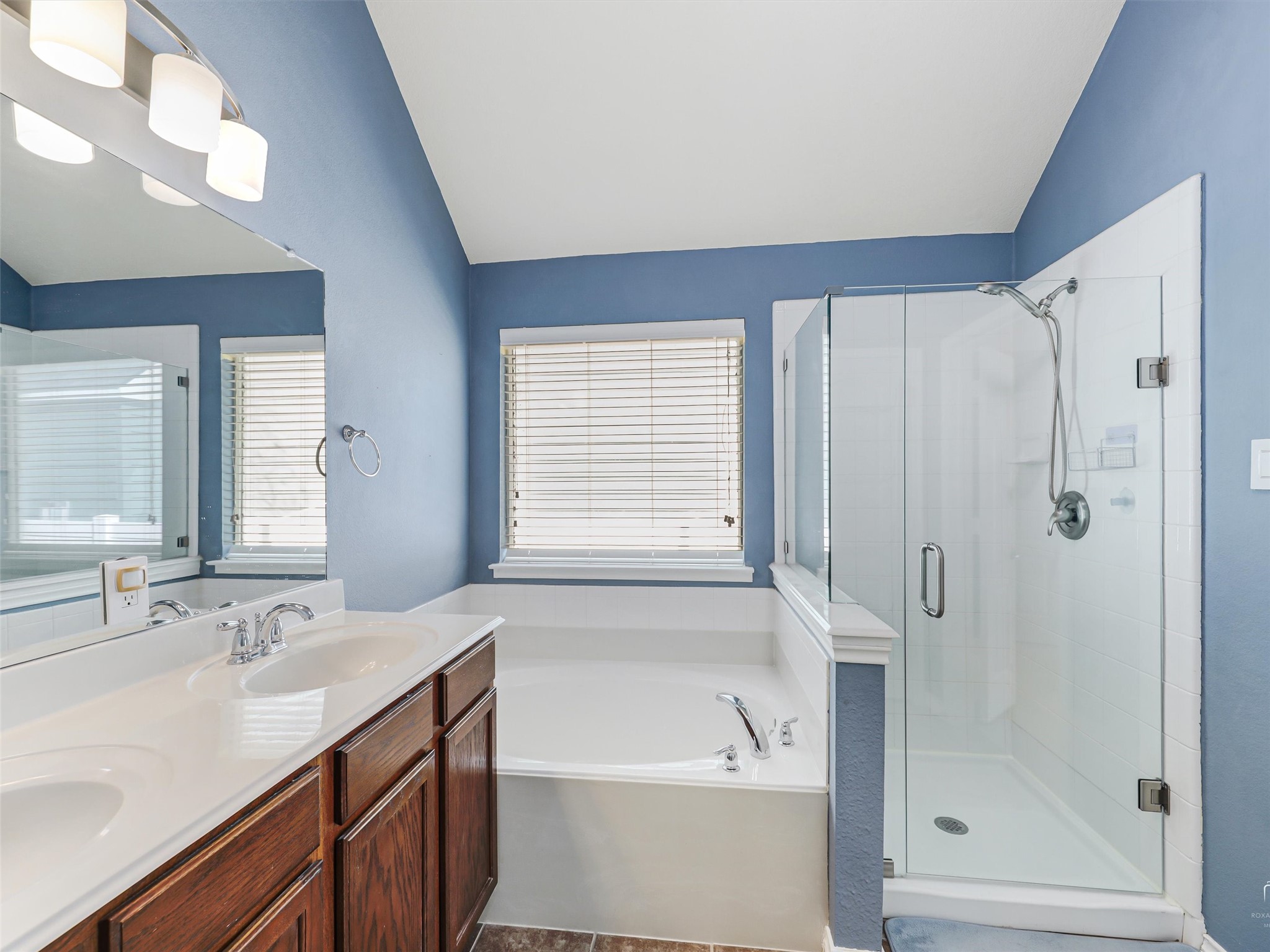 1201 Hayden Lane Savannah TX 76227
