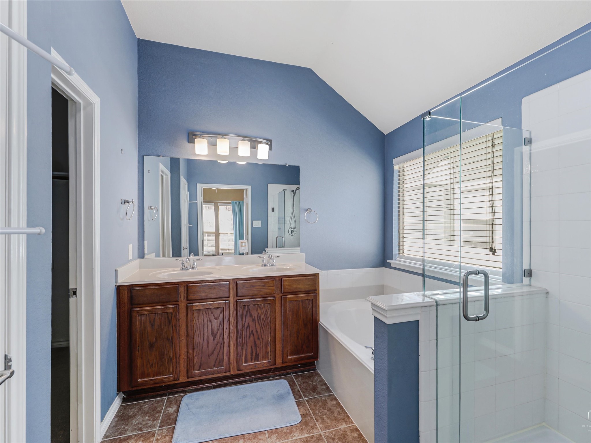 1201 Hayden Lane Savannah TX 76227