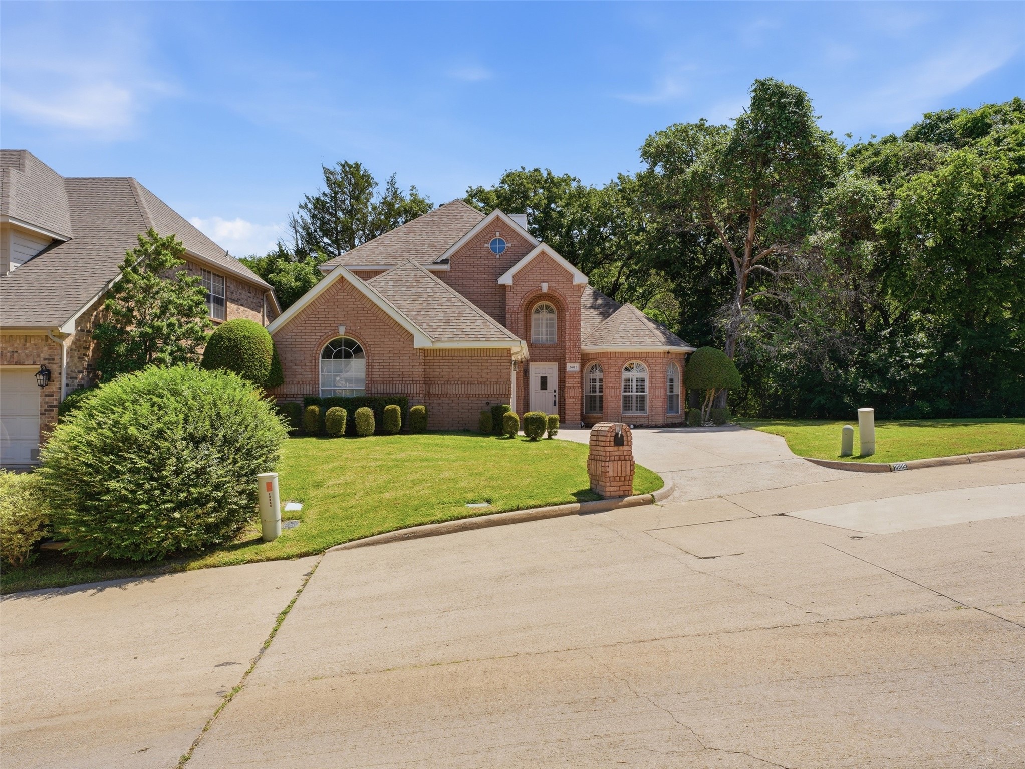 2605 Hidden Ridge Drive Arlington TX 76006