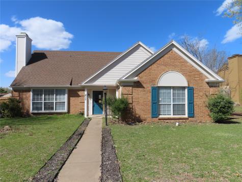 817 Priscilla Lane Desoto TX 75115