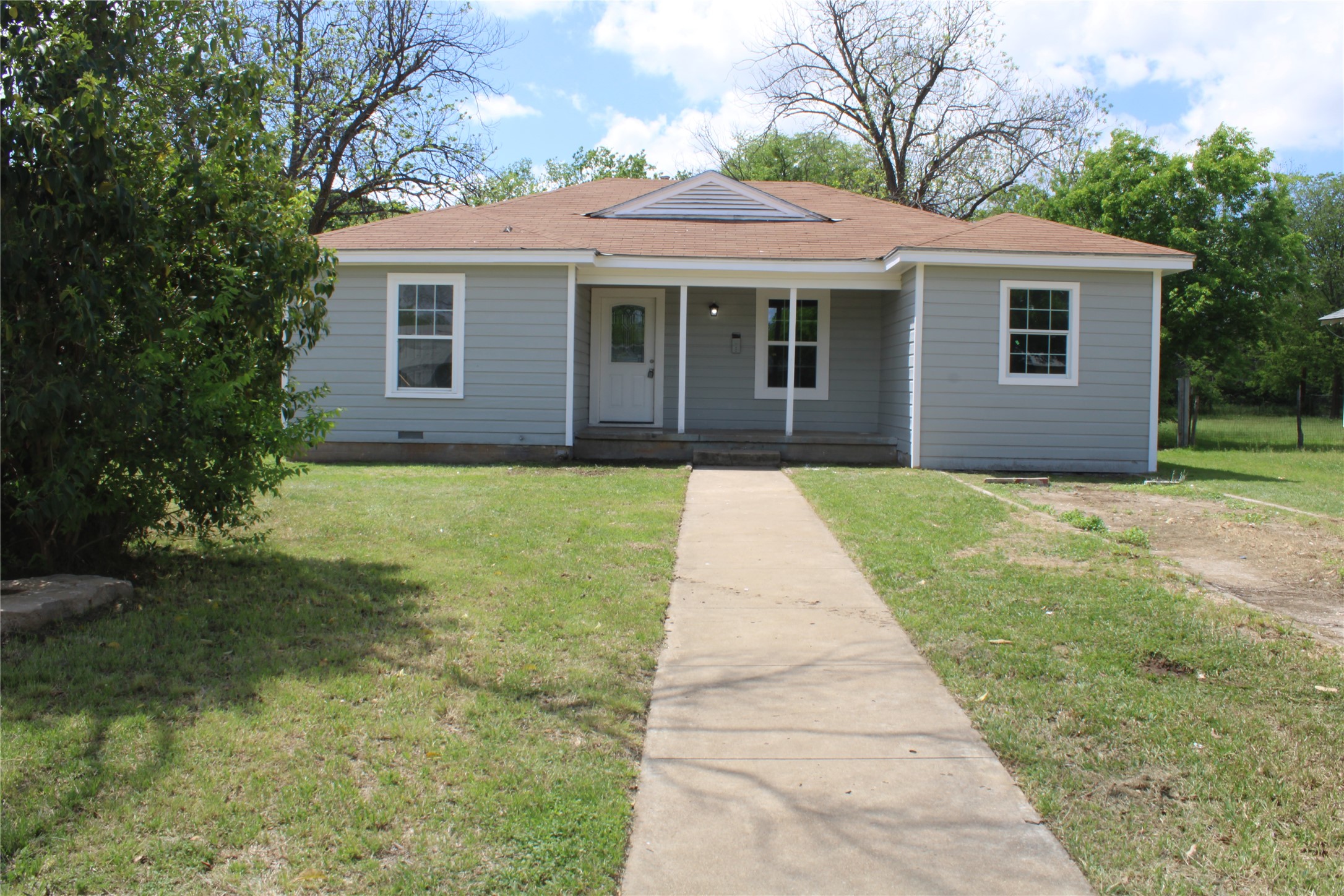 2105 6 Th Brownwood TX 76801