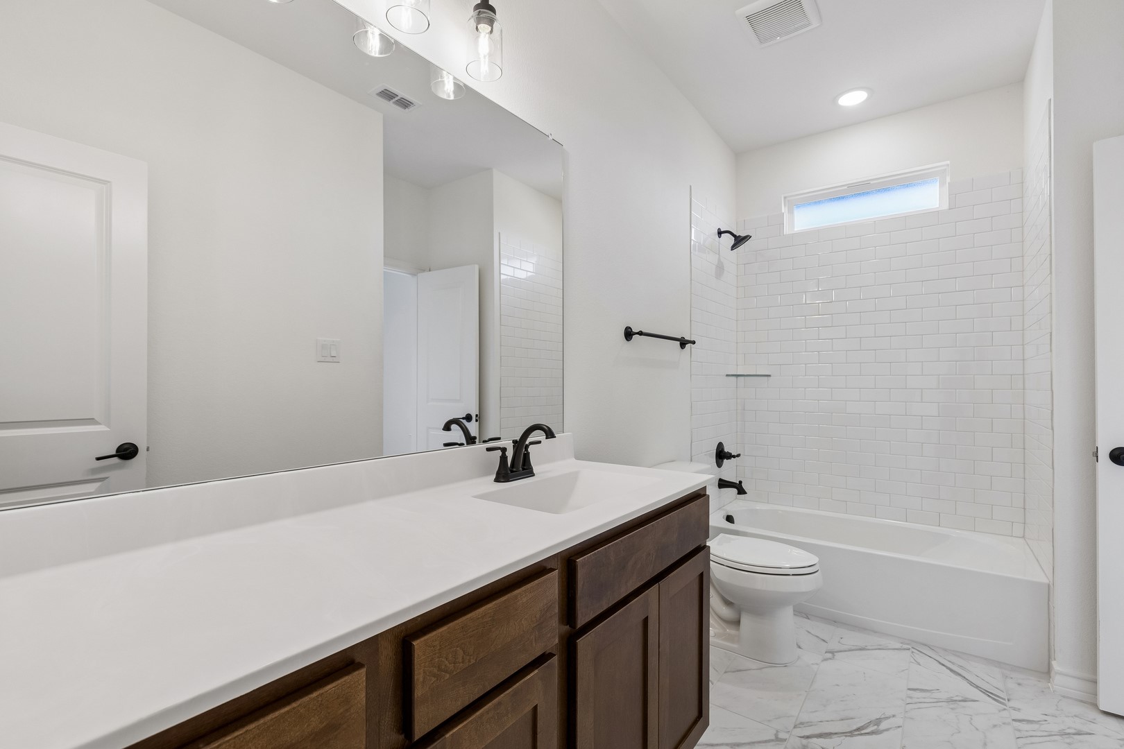 5716 Glynda Drive North Richland Hills TX 76180
