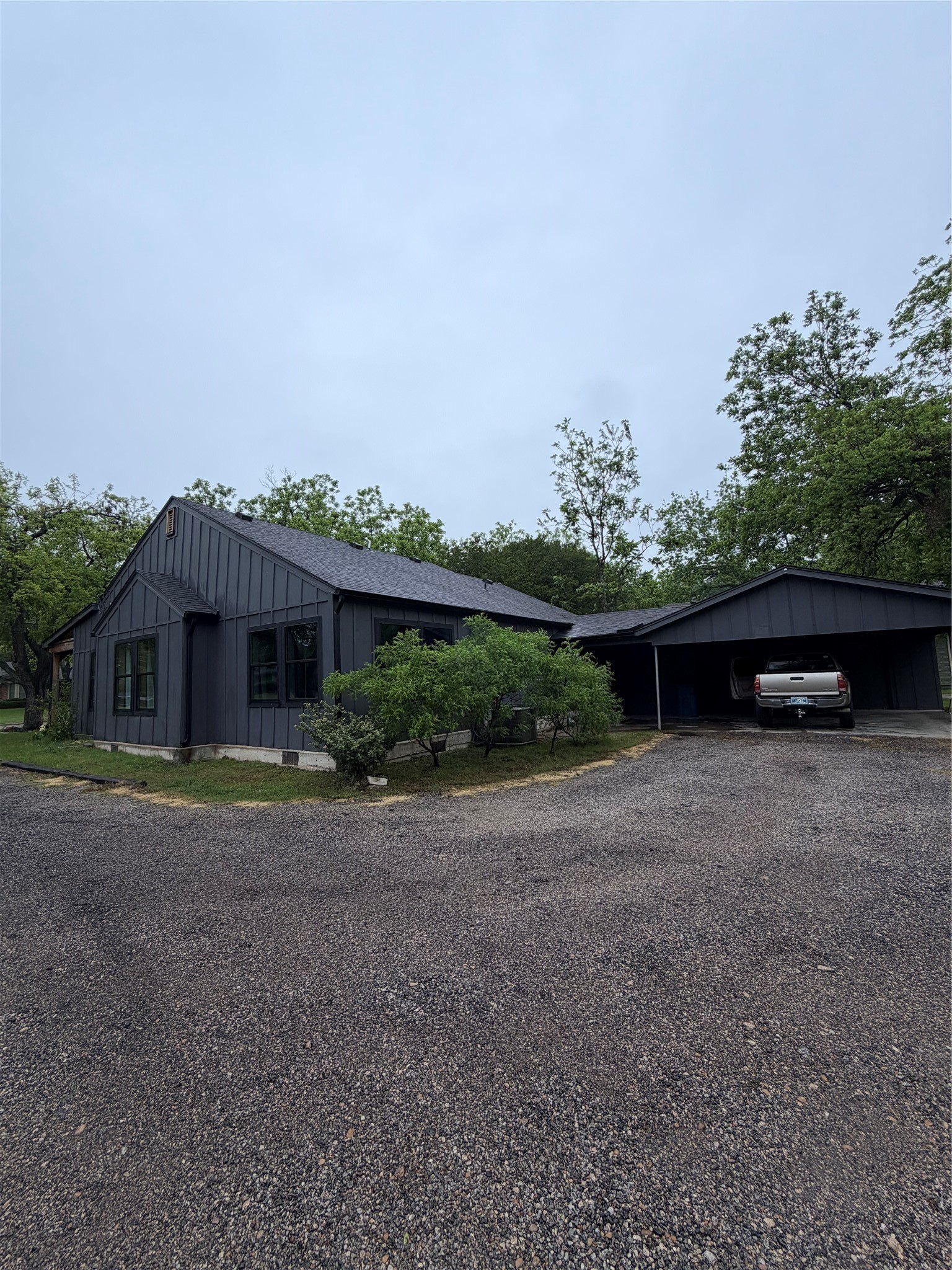 1605 S Houston Street Kaufman TX 75142