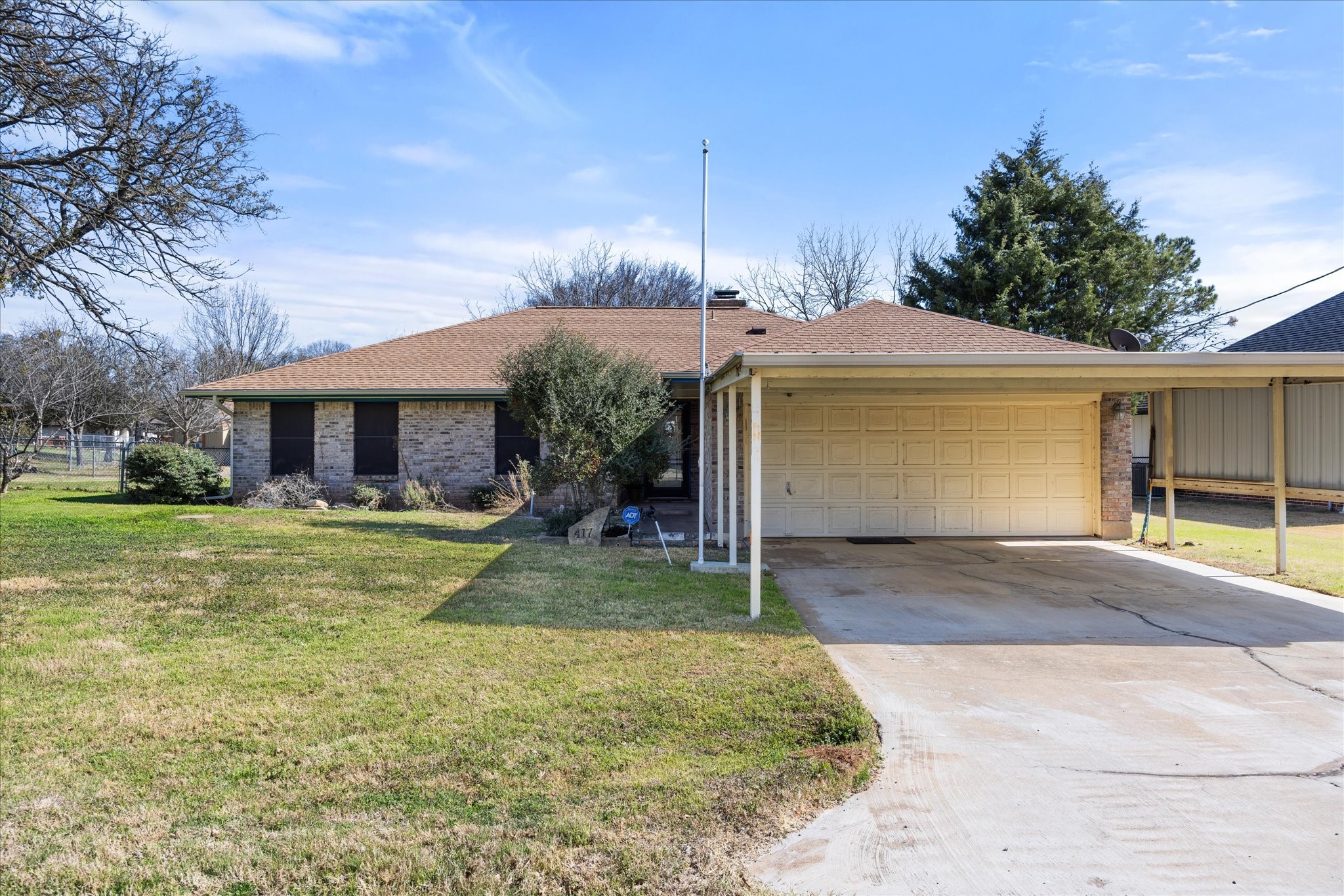 417 Sky Harbour Court Granbury TX 76049