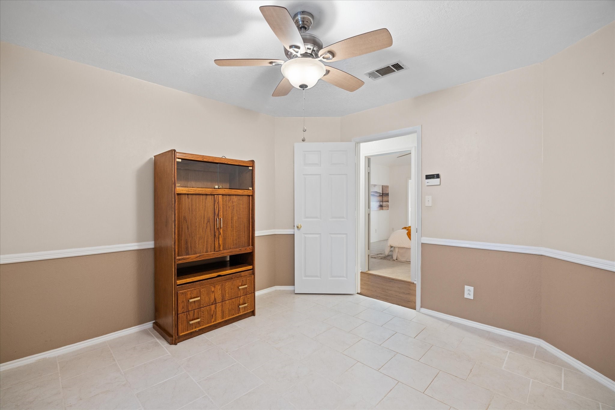 417 Sky Harbour Court Granbury TX 76049