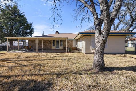 417 Sky Harbour Court Granbury TX 76049
