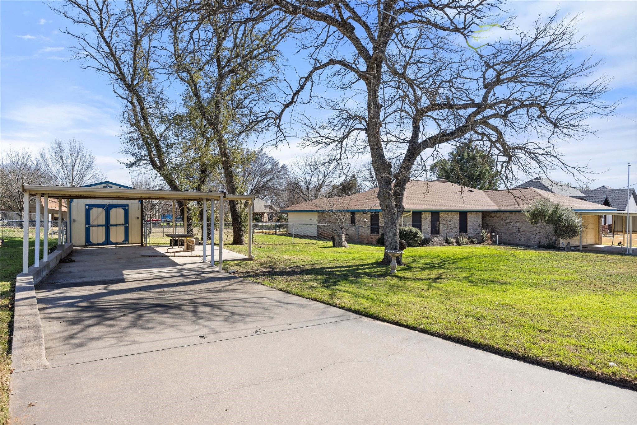 417 Sky Harbour Court Granbury TX 76049
