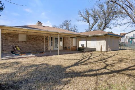 417 Sky Harbour Court Granbury TX 76049