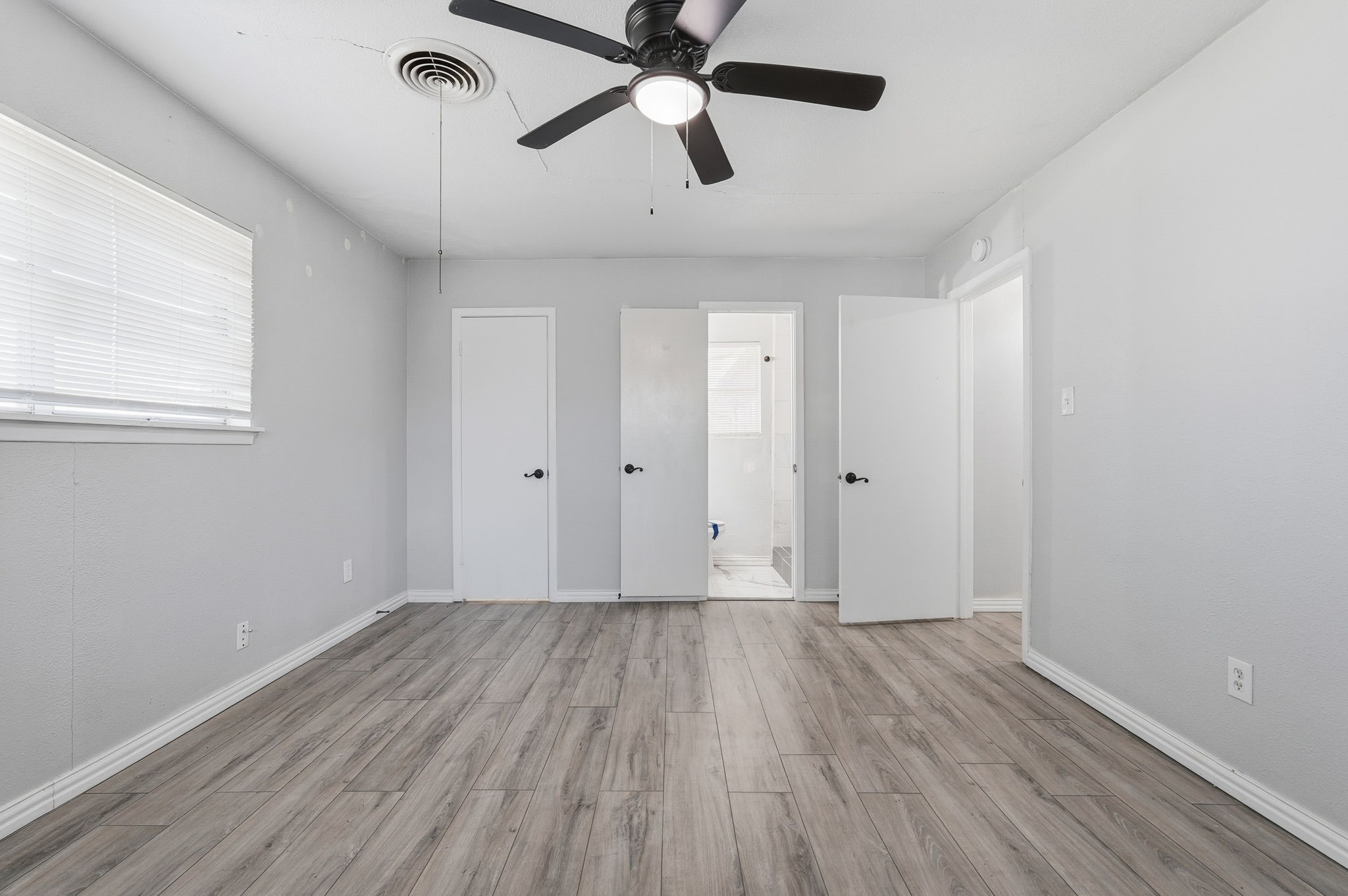 6028 Walraven Circle Fort Worth TX 76133