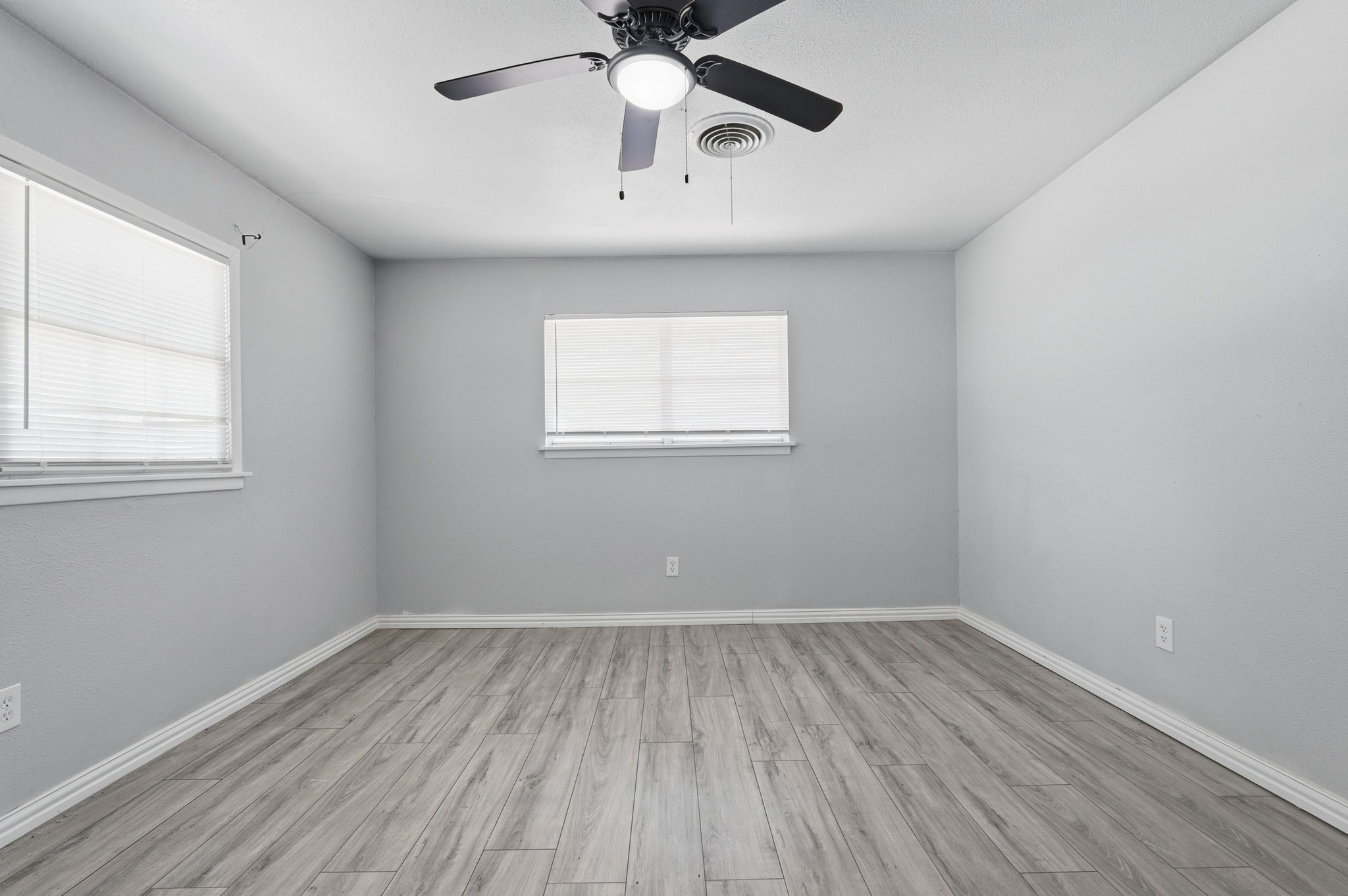 6028 Walraven Circle Fort Worth TX 76133