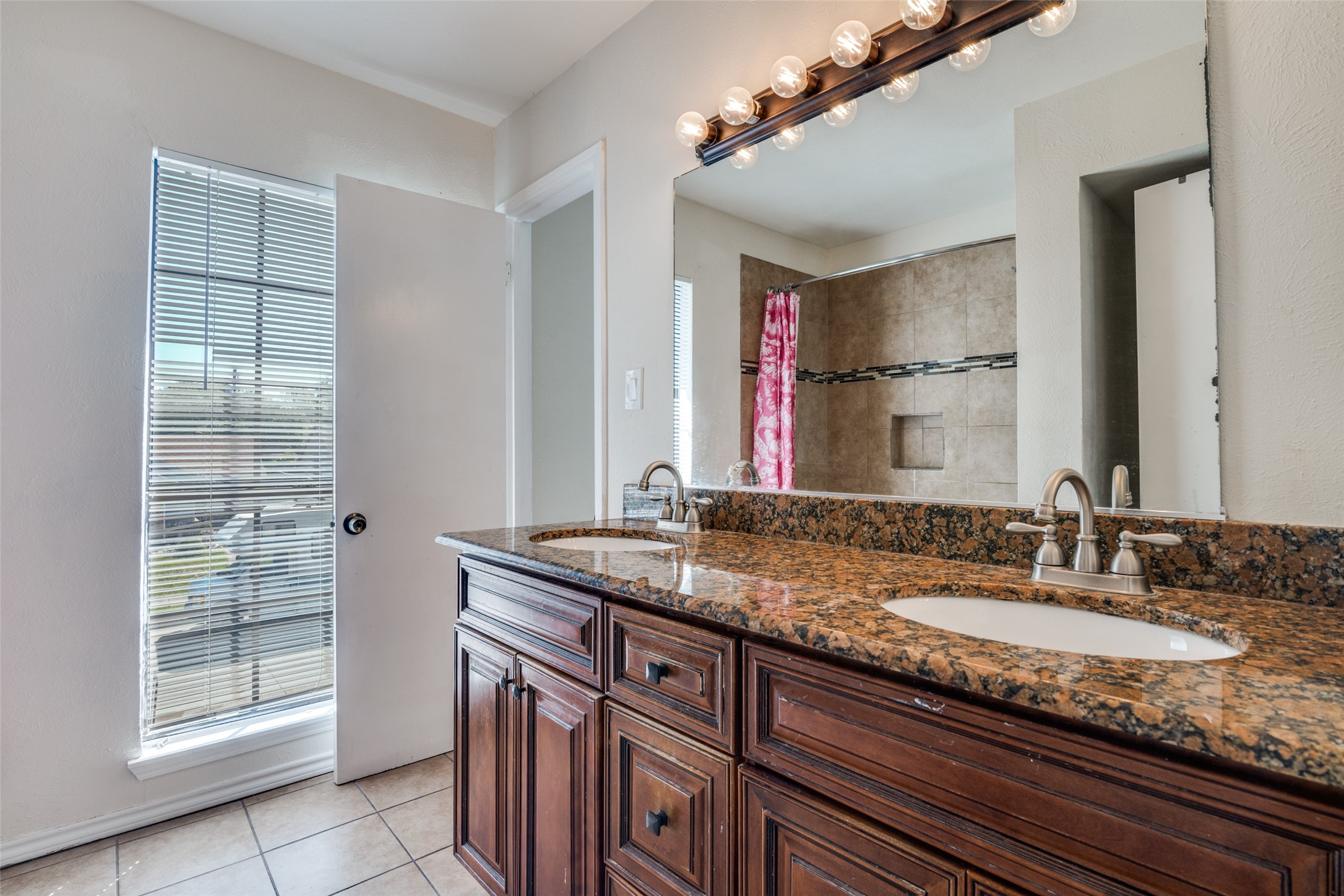 4609 Horizon Drive Rowlett TX 75088