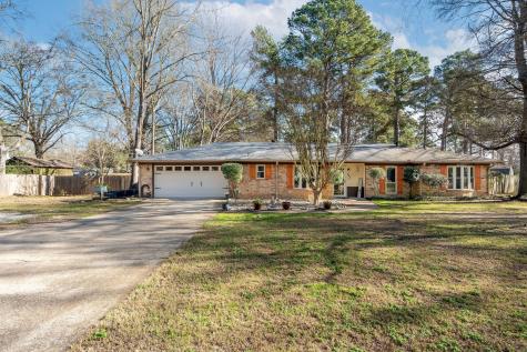 321 Jefferson Street Lone Star TX 75668