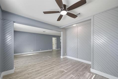 1106 Edgewood Street Ennis TX 75119