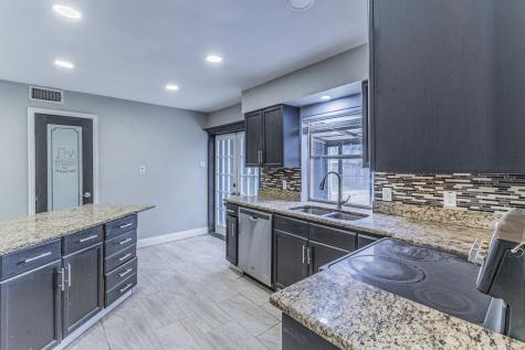 1005 Pyramid Drive Garland TX 75040