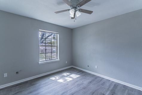 1005 Pyramid Drive Garland TX 75040