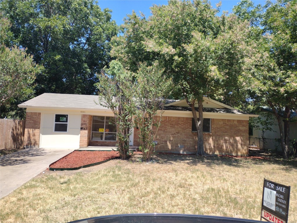 4721 Marshall Street Forest Hill TX 76119