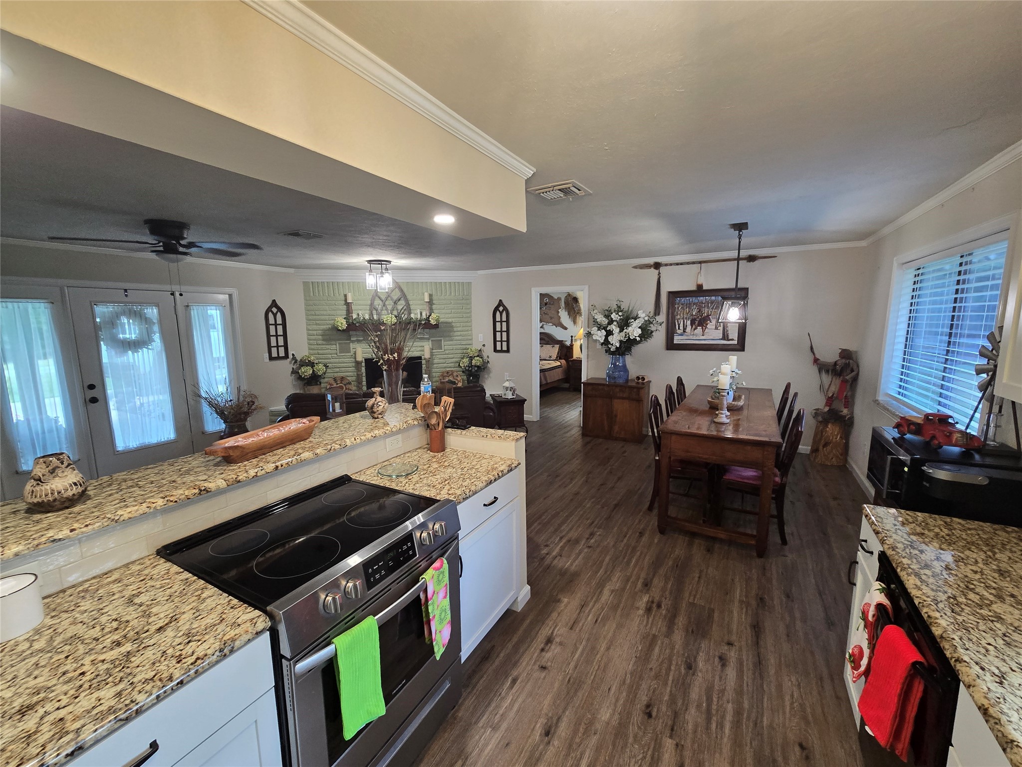 1316 E Apache Trail Granbury TX 76048