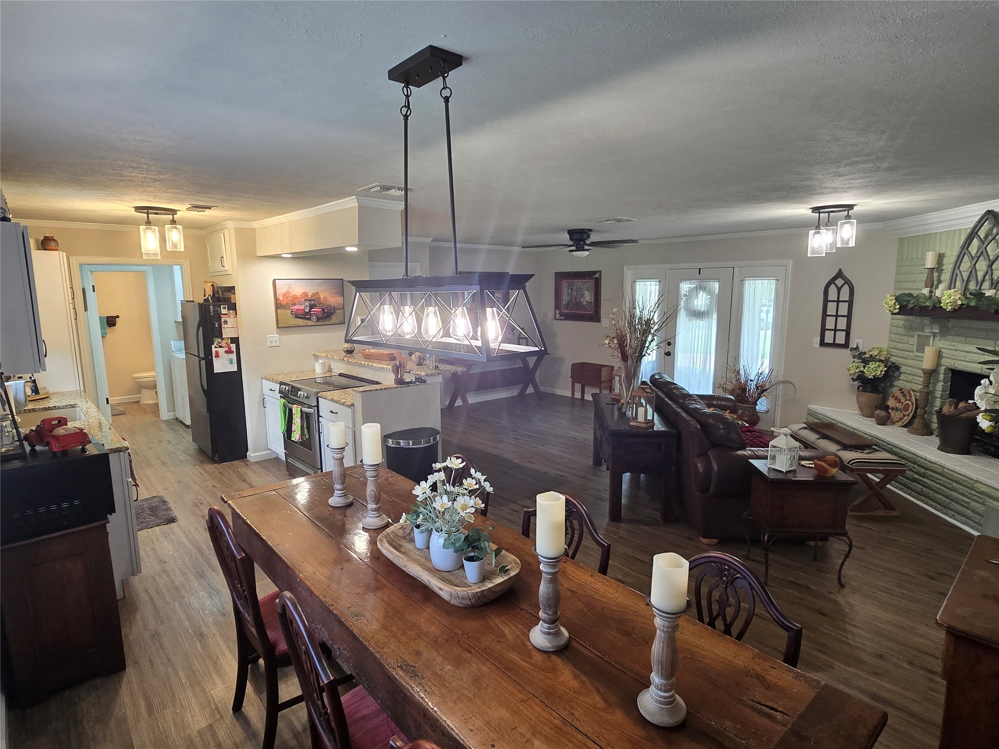 1316 E Apache Trail Granbury TX 76048