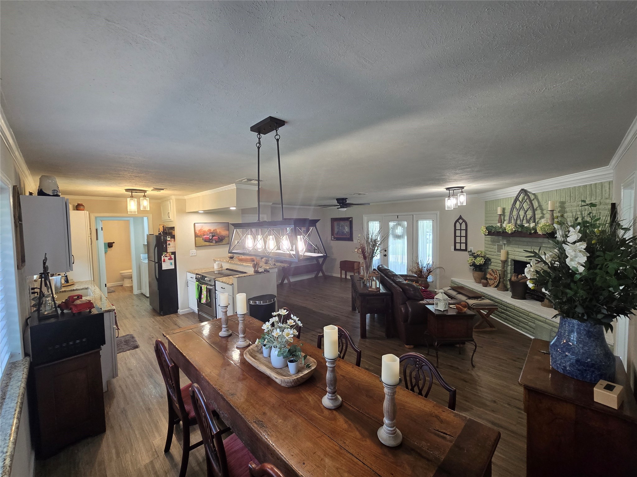 1316 E Apache Trail Granbury TX 76048