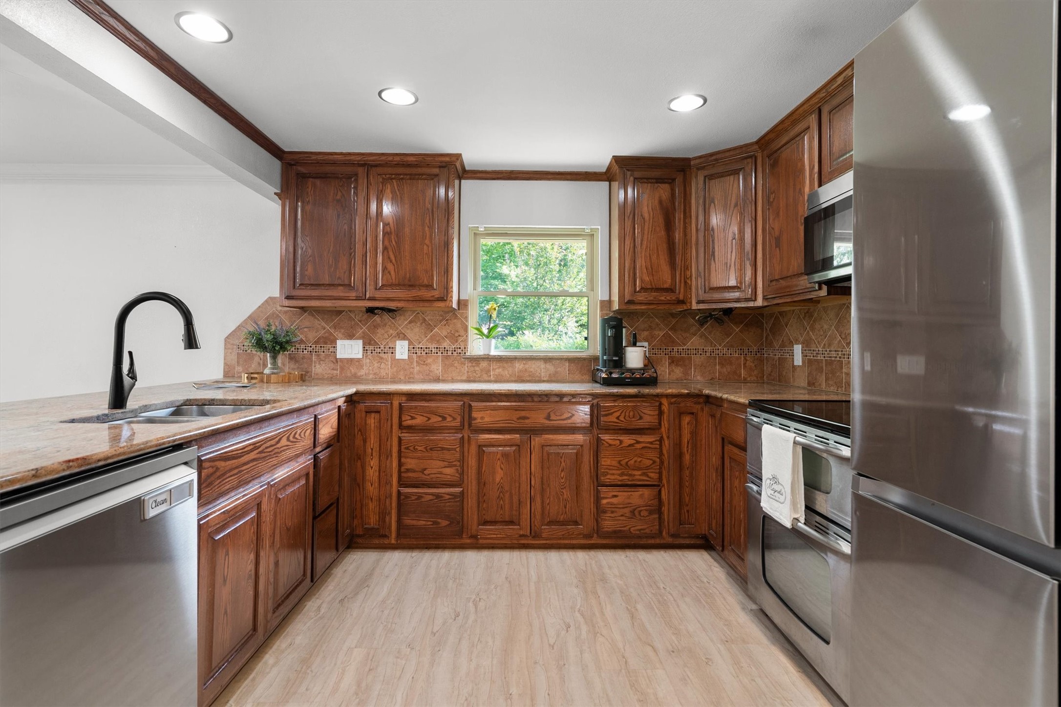 2 Whispering Circle Hickory Creek TX 75065