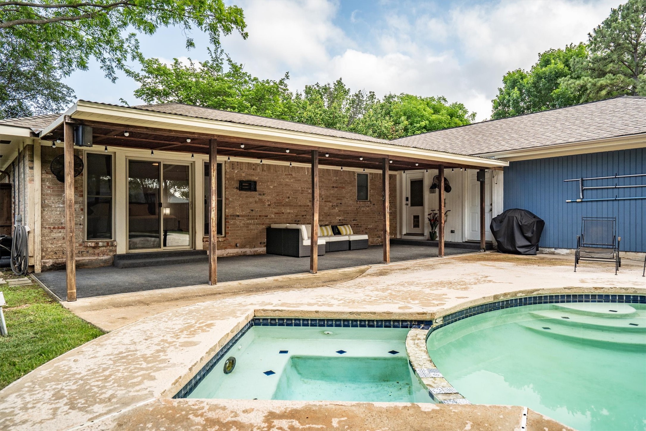2 Whispering Circle Hickory Creek TX 75065