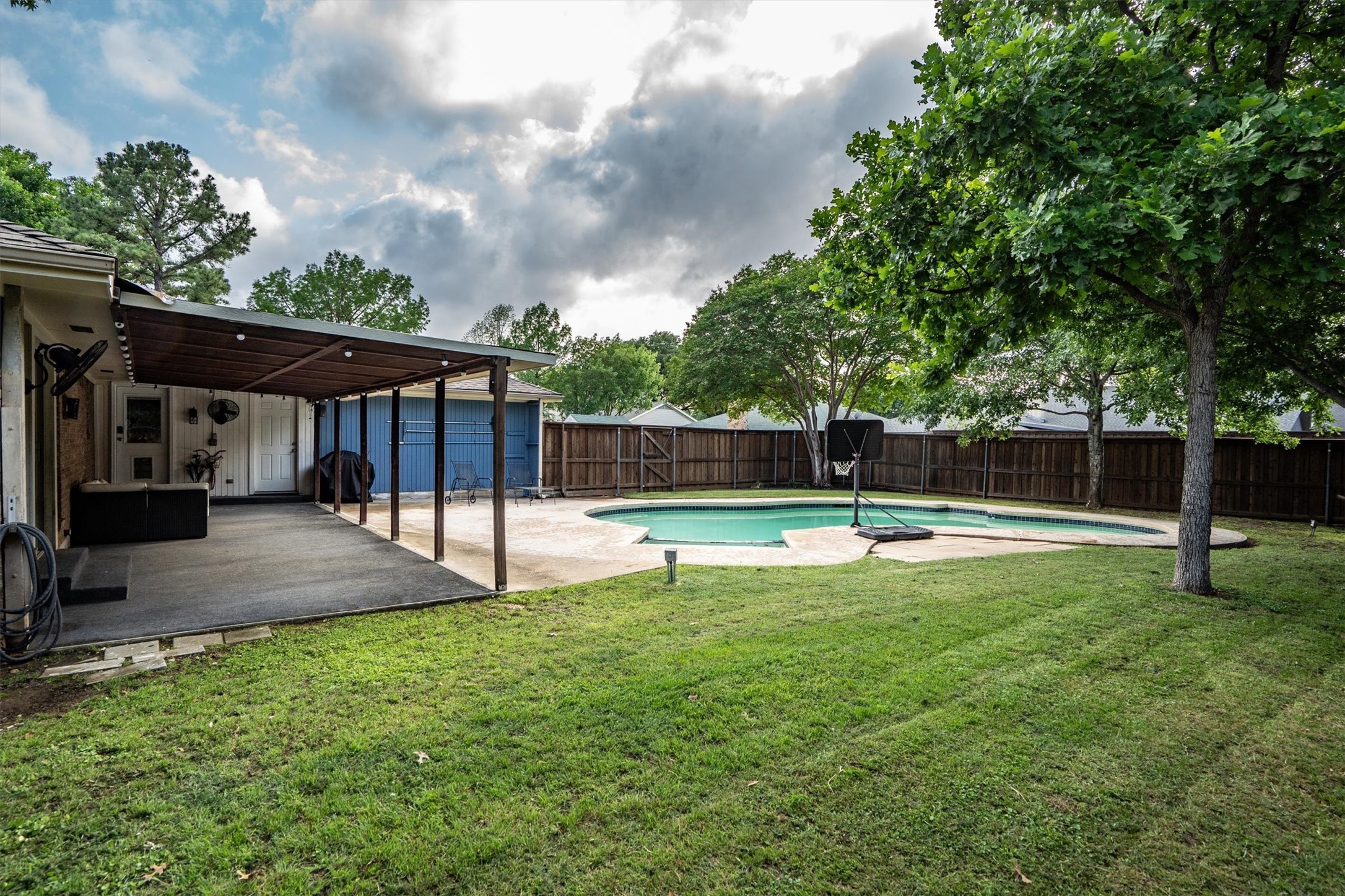 2 Whispering Circle Hickory Creek TX 75065