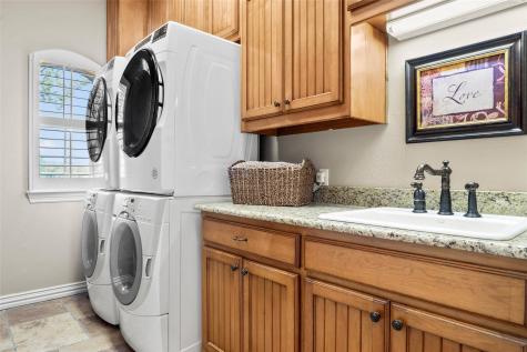 419 E Hickory Ridge Circle Argyle TX 76226