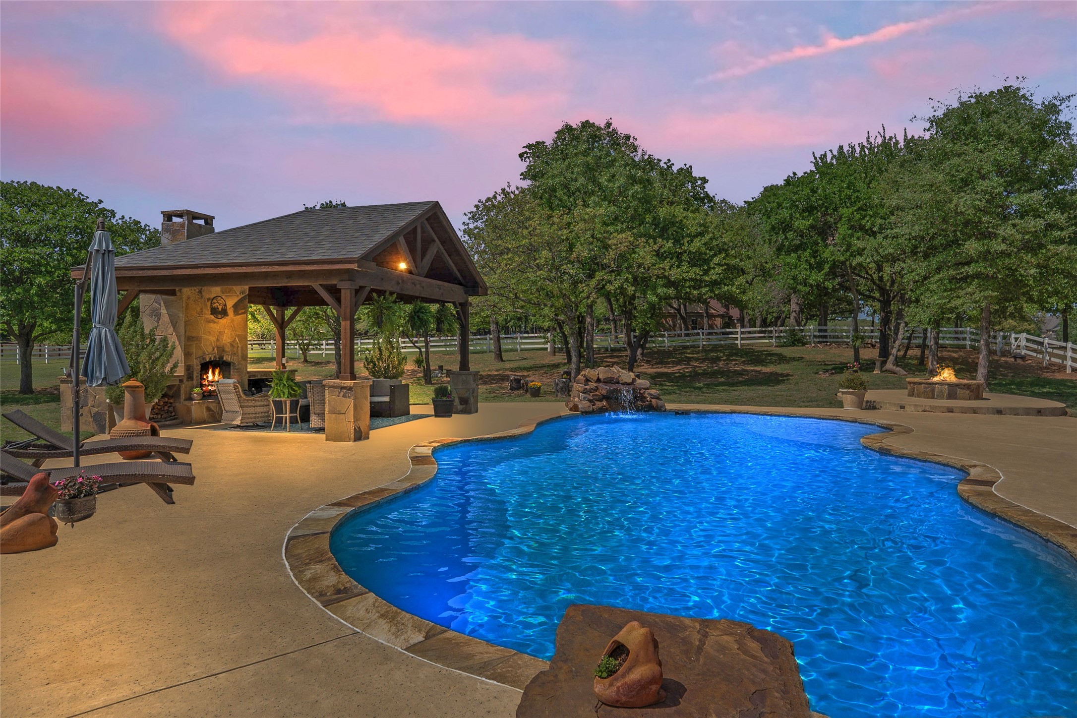 419 E Hickory Ridge Circle Argyle TX 76226