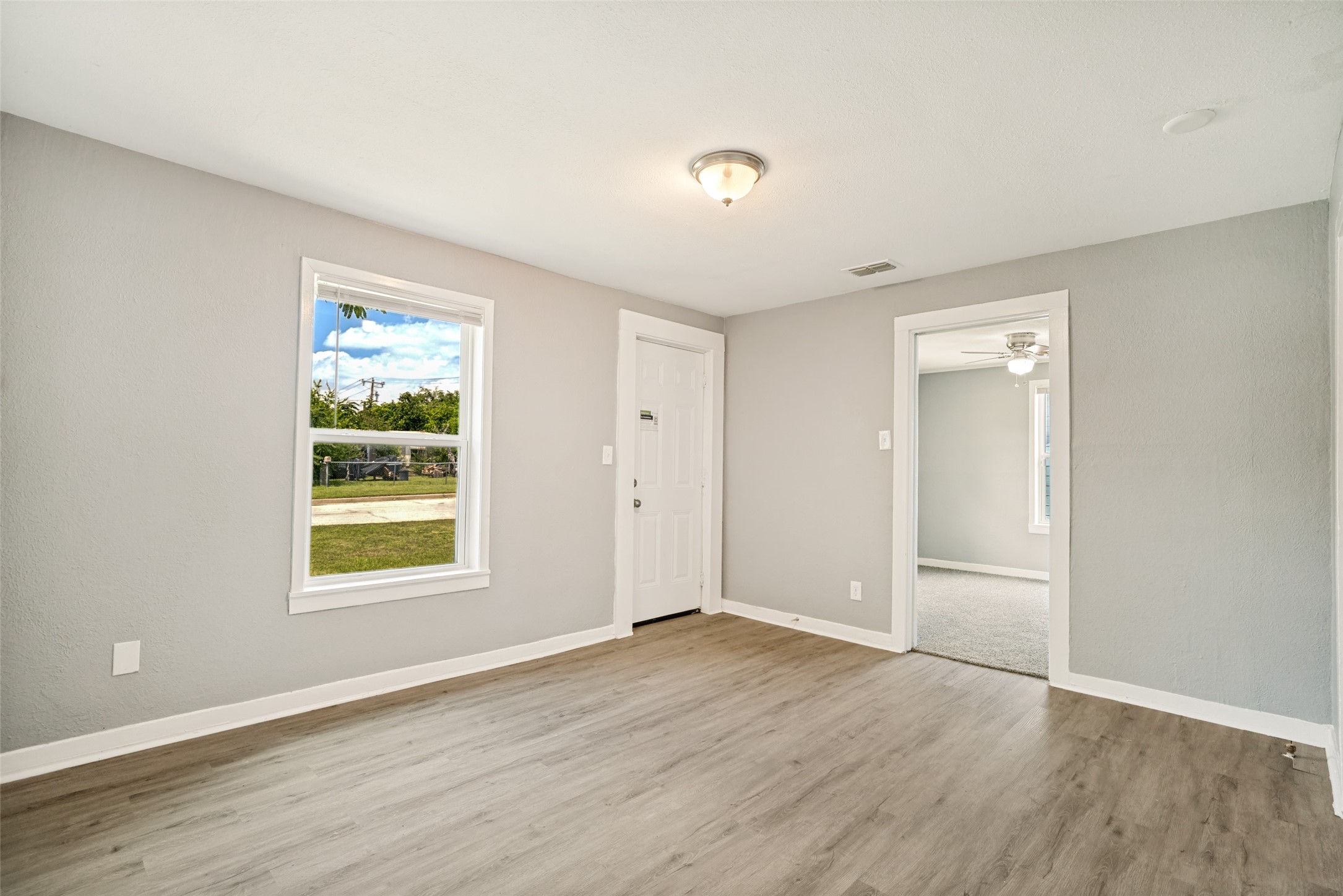 5505 Humbert Avenue Fort Worth TX 76107