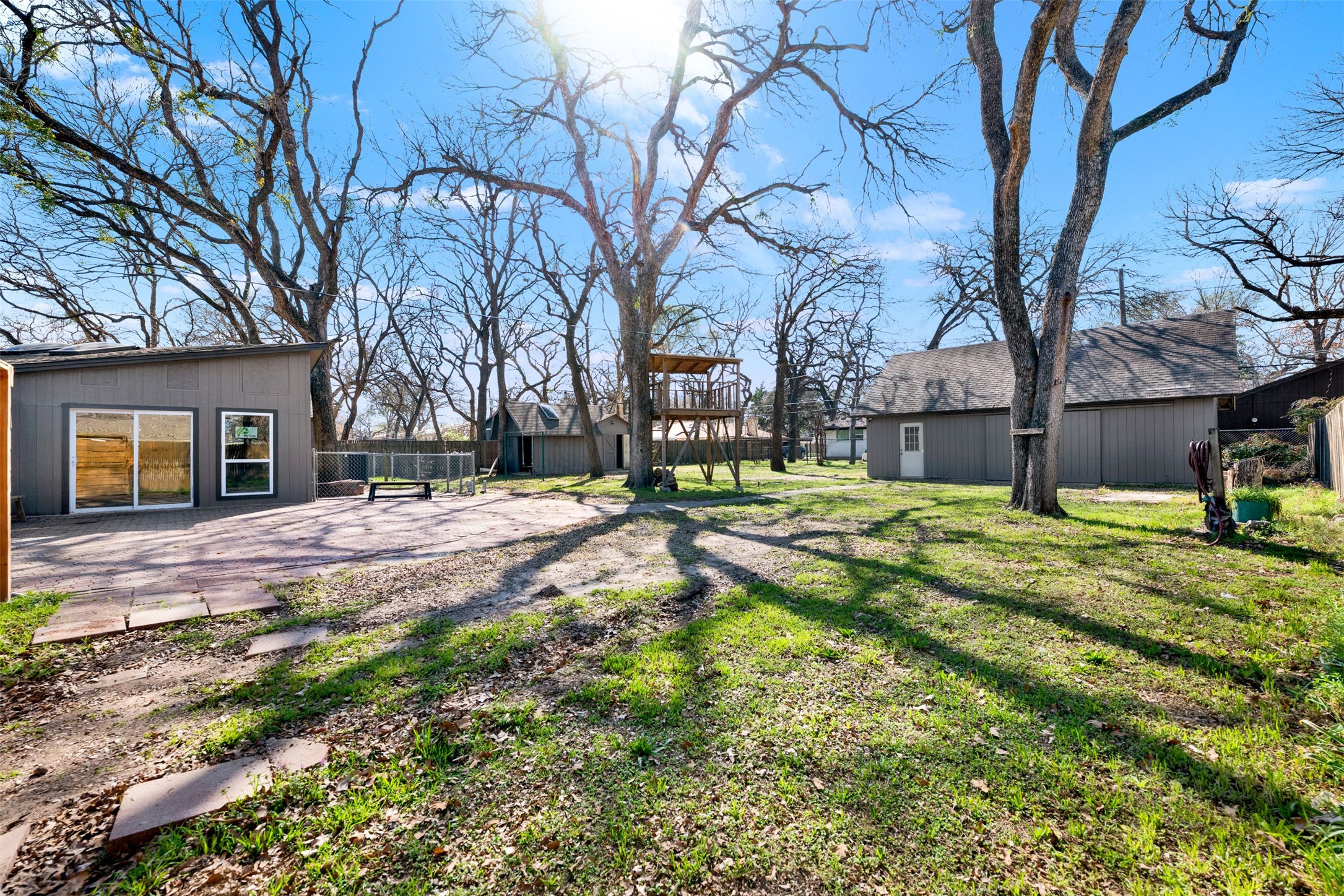 2337 Vega Street Grand Prairie TX 75050
