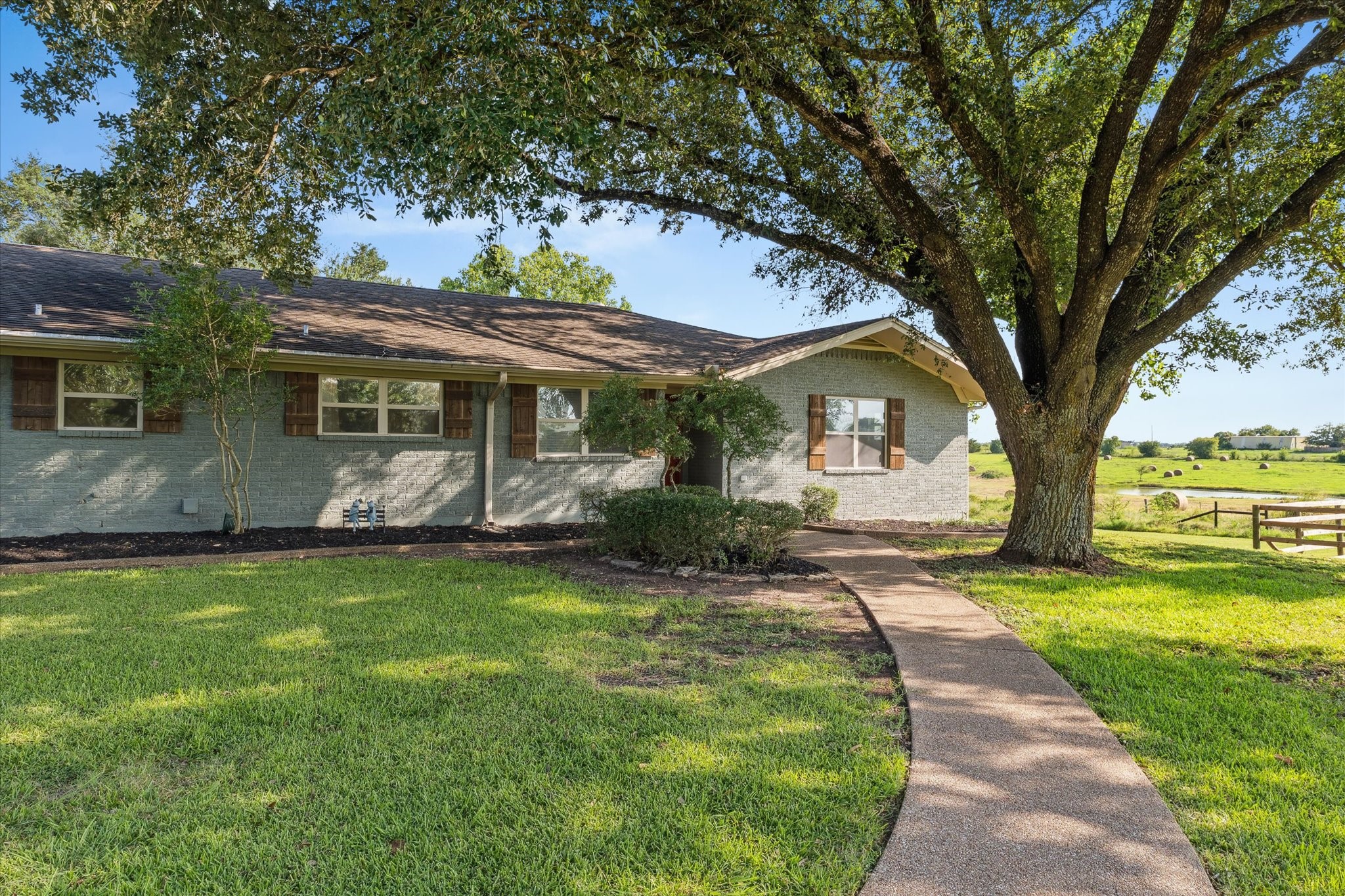 2275 W Moonlight Drive Robinson TX 76706