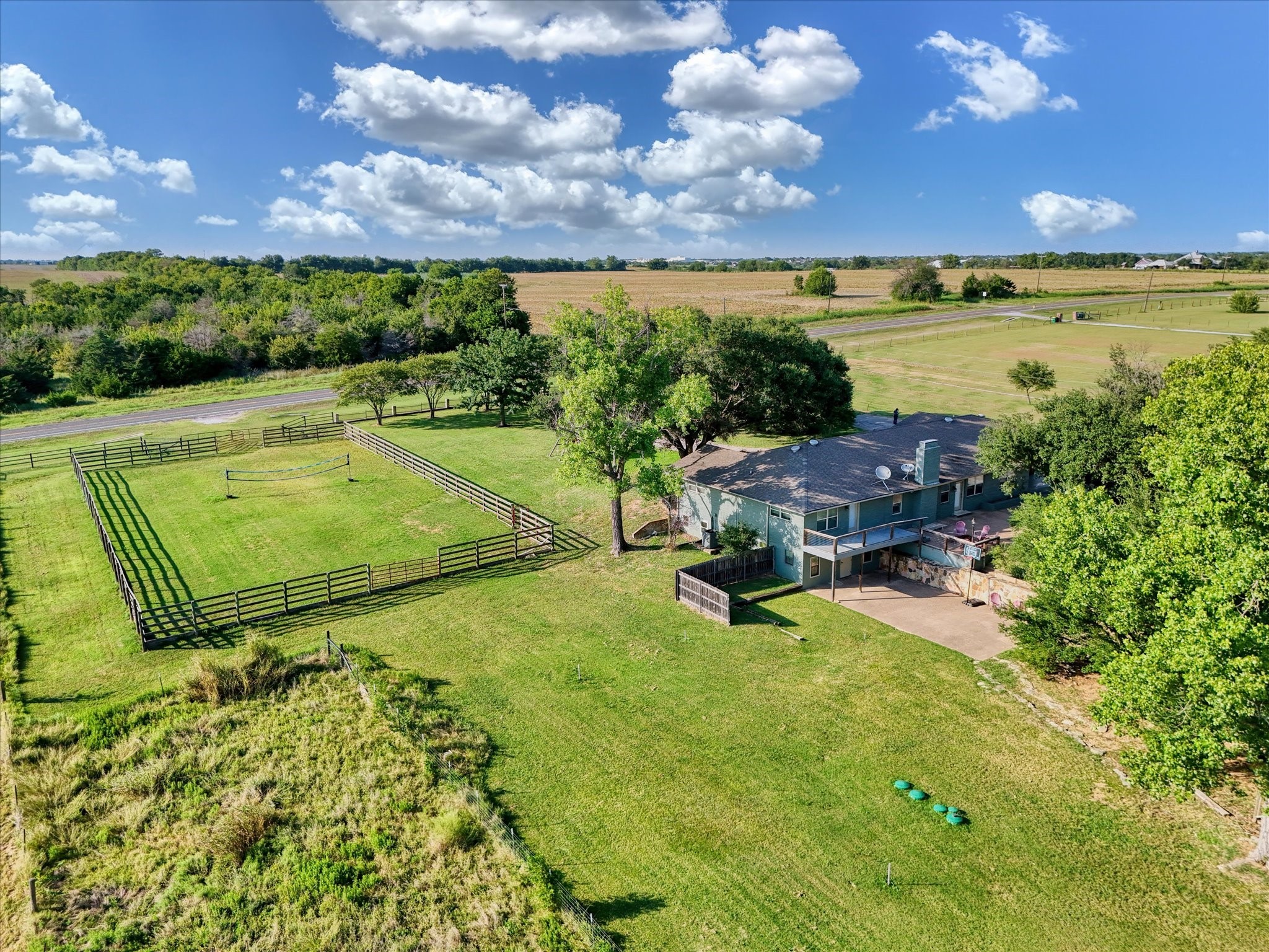 2275 W Moonlight Drive Robinson TX 76706