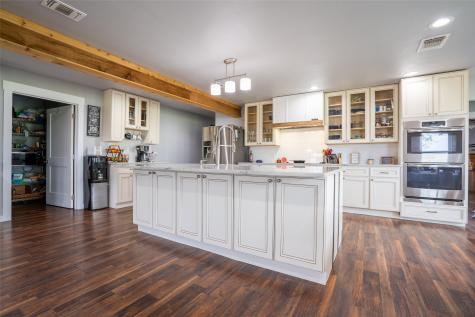 1766 Cr 424 Stephenville TX 76401