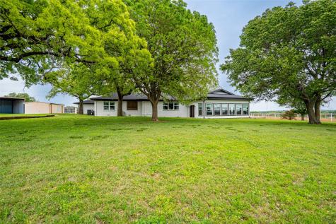 1766 Cr 424 Stephenville TX 76401