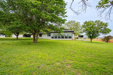 1766 Cr 424 Stephenville TX 76401