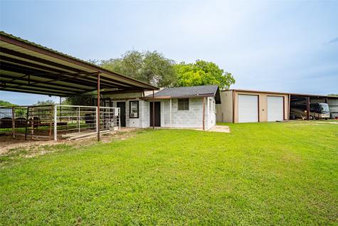 1766 Cr 424 Stephenville TX 76401