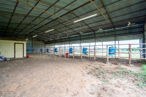1766 Cr 424 Stephenville TX 76401