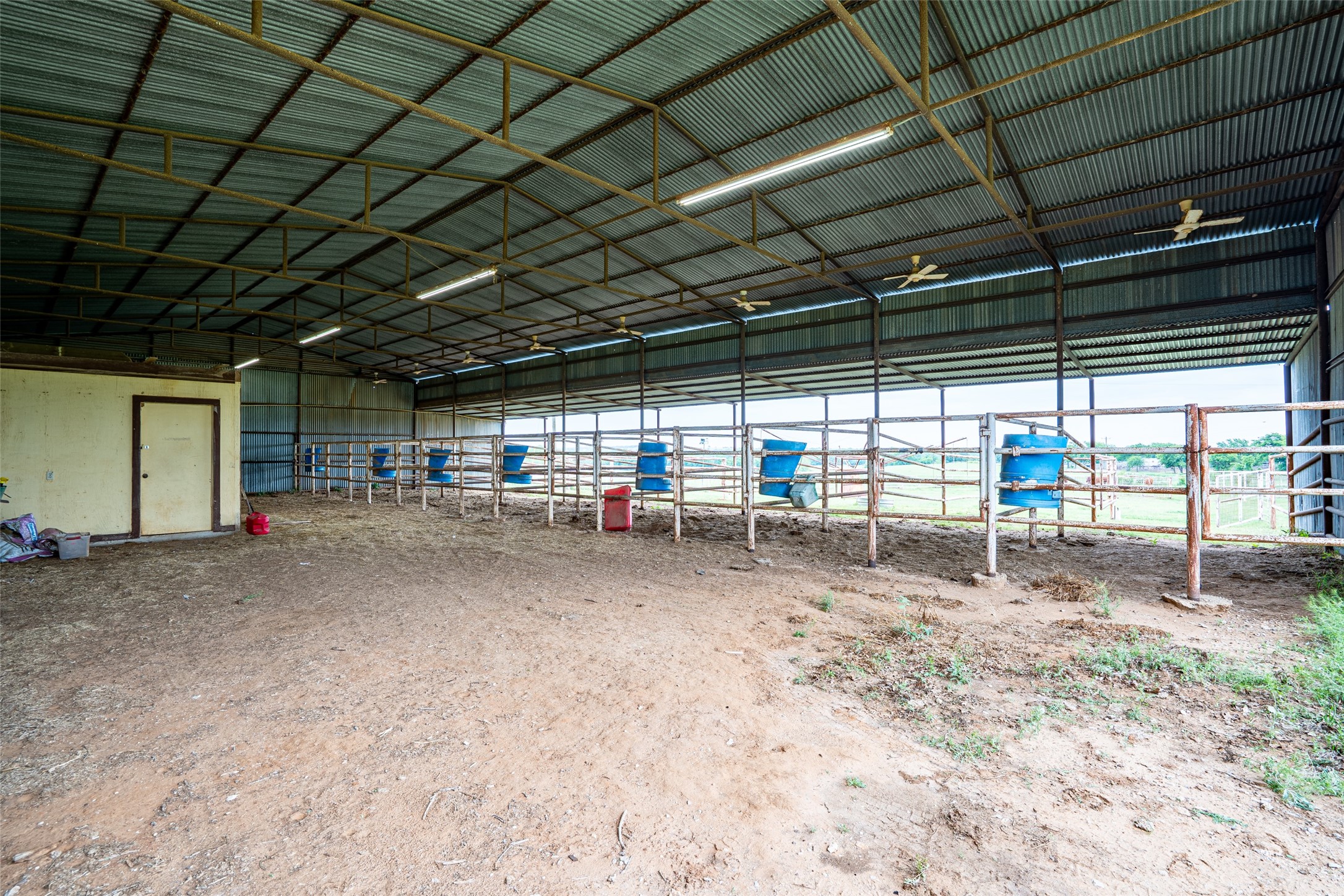 1766 Cr 424 Stephenville TX 76401